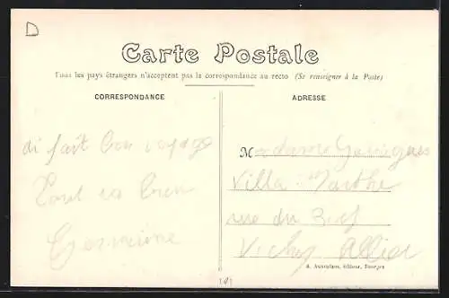 AK Villequiers, La Mairie et groupe d`enfants devant la boulangerie