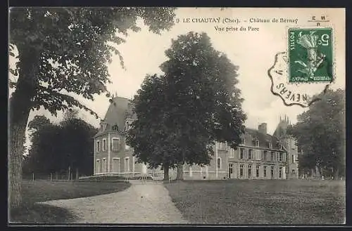 AK Le Chautay, Vue du Château de Bernay depuis le parc