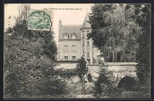 AK La Guerche, Château et son jardin verdoyant