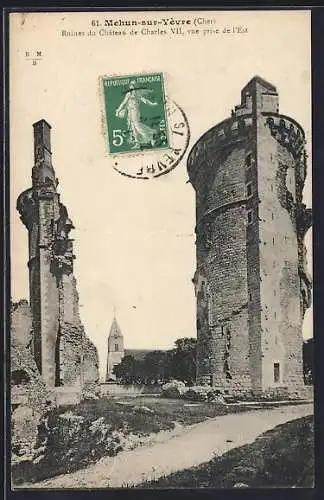 AK Mehun-sur-Yèvre, Ruines du Château de Charles VII vues de l`Est
