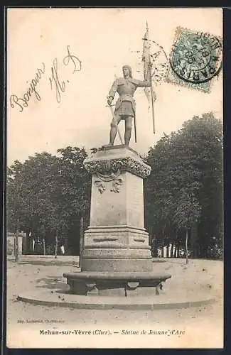 AK Mehun-sur-Yèvre, Statue de Jeanne d`Arc