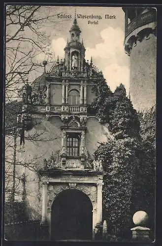 AK Wiesenburg / Mark, Portal des Schlosses