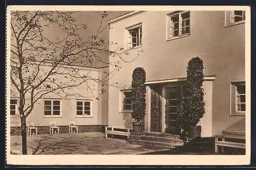 AK Dresden-Neustadt, Hofansicht der städtischen Waldschule