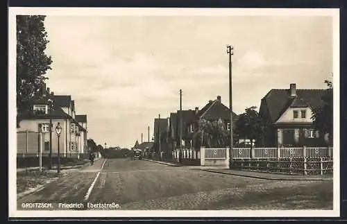 AK Groitzsch / Zwenkau, Partie in der Friedrich Ebertstrasse