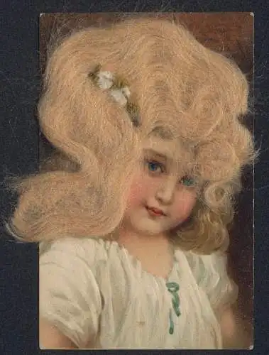 Echt-Haar-AK Mädchen mit wallendem blonden Haar