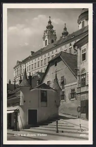 AK Melk a. d. Donau, Erster allgemeiner Spar- und Konsumverein Melk mit Blick zum Stift