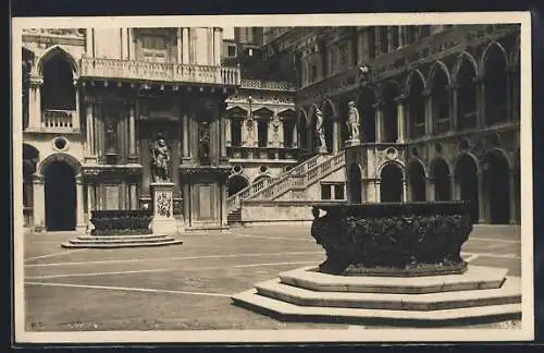 AK Venezia, Palazzo Ducale, il grande Cortile