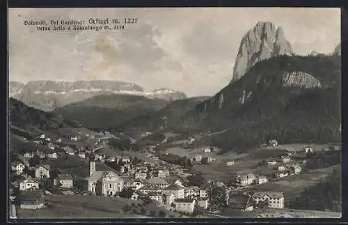 AK Ortisei /Val Gardena, Panorama verso Sella e Sassolungo