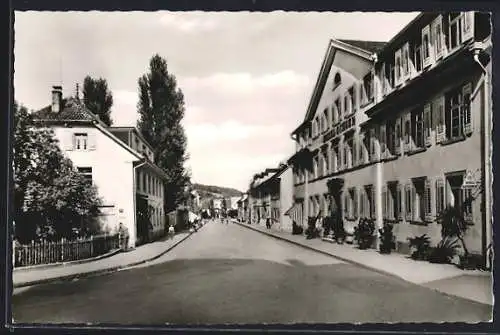 AK Tiengen /Oberrhein, Hauptstrasse mit Hotel Ochsen