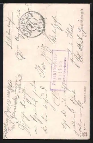 AK Dackel beschaut sich interessiert einen Hirschkäfer