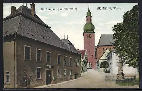 AK Arnsberg i. Westf., Altermarkt und Blick zum Glockenturm