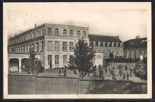 AK Marche-en-Famenne, Collège Saint-Francois, Cour de Récréation