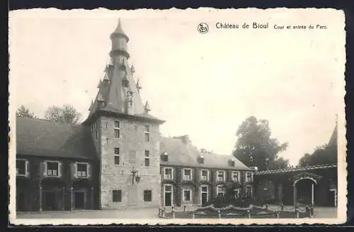 AK Bioul, Le Château, Cour et entrée du Parc