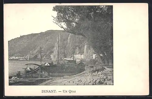AK Dinant, Un Quai