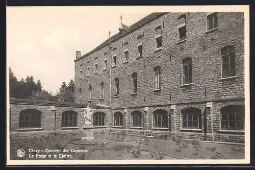 AK Ciney, Couvent des Capucins, Le Préau et le Cloître