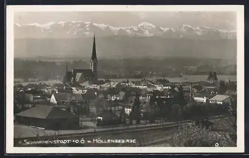 AK Schwanenstadt, Totalansicht mit Höllengebirge aus der Vogelschau