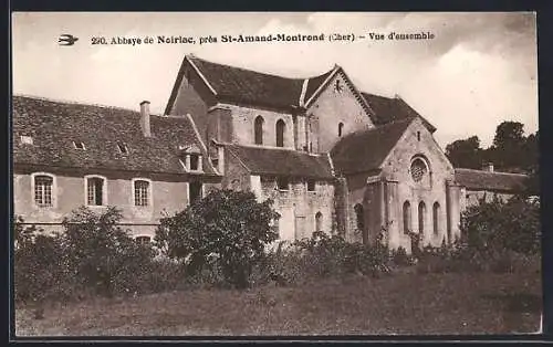 AK Noirlac, Abbaye près St-Amand-Montrond (Cher), Vue d`ensemble