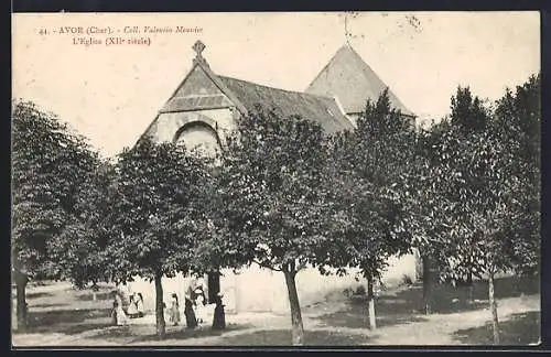 AK Avor, L`Église (XIIIe siècle) derrière les arbres