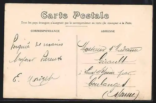 AK Ivoy-le-Pré, Château des Fontaines, Vue prise de la Pelouse