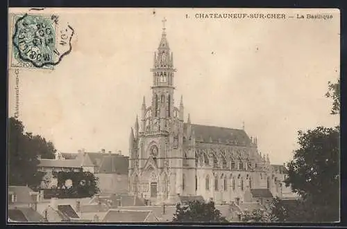 AK Châteauneuf-sur-Cher, La Basilique