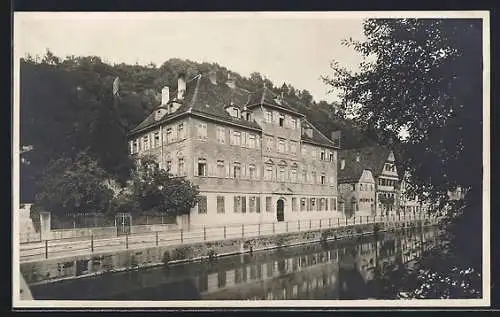 Foto-AK Calw, Haus Stälin mit Flusspartie