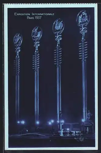 AK Paris, Exposition internationale 1937, Porte de la place de la concorde, vue de nuit