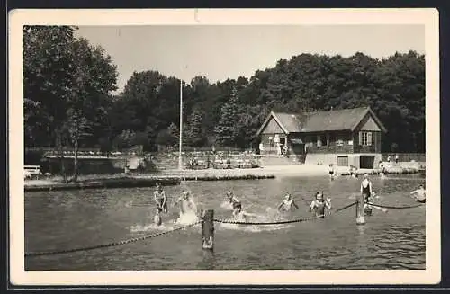 AK Storkow /Mark, Badegäste im Strandbad