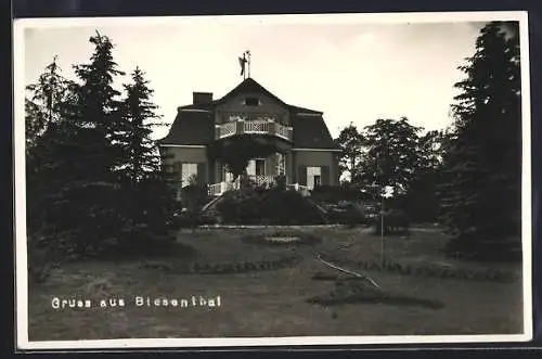 AK Biesenthal / Mark, Kindererholungsheim VEB Tiefbau mit Garten