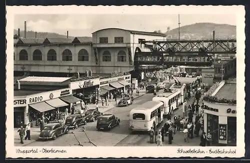 AK Wuppertal-Oberbarmen, Strassenansicht mit Schwebebahn