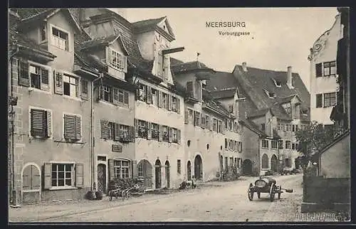 AK Meersburg, Vorburggasse mit Wagen