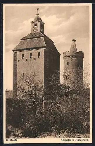 AK Bernau / Mark, Königstor und Hungerturm