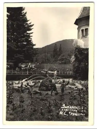 3 Fotografien Ansicht Tschynadijowo, das Jagdschloss Schönborn