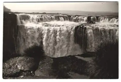 3 Fotografien unbekannter Fotograf, Ansicht Misiones / Argentinien, Iguazu Wasserfälle um 1933