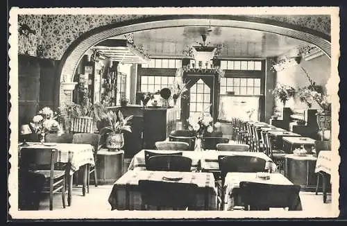 AK Ouffet, Hotel-Restaurant Le Central F. Godelet-Pirson, Intérieur