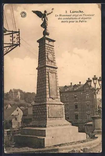 AK Laroche, Le Monument erige en l`honneur des combattants morts pour la Patrie