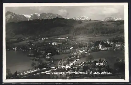 AK Altmünster /Salzkammergut, Teilansicht mit Höllengebirge