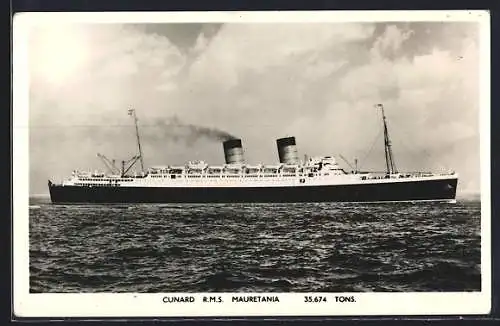 AK Passagierschiff RMS Mauretania auf dem Meer, Cunard Liner