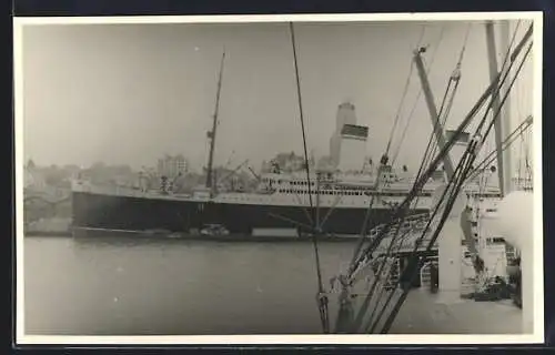 AK Buenoas Aires, Passagierschiff Augustus im Hafen