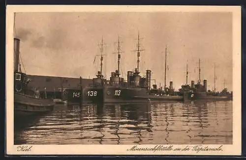 AK Kiel, Minensuchflottille Torpedokreuzer 145,136,113 an der Tirpitzmole