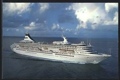 AK Passagierschiff Royal Princess auf dem offenen Meer, Princess Cruises