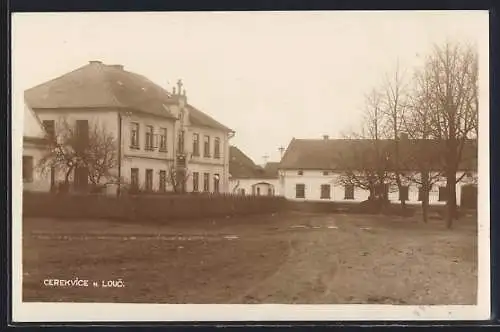 AK Cerekvice n. Louc, Ortspartie auf dem Platz
