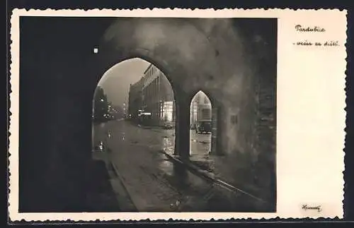 AK Pardubice, Durchblick auf die Strasse