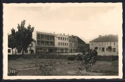 AK Jevicko, Strassenpartie mit Hotel Zalozna