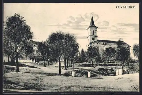 AK Chvaletice, Kirche mit Strassenpartie