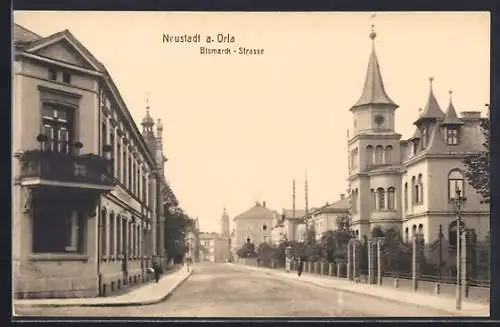 AK Neustadt / Orla, Blick in die Bismarck-Strasse