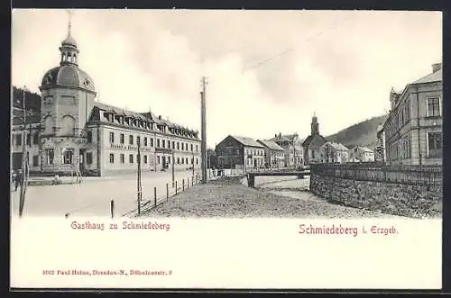 AK Schmiedeberg i. Erzgeb., Ortspartie mit Gasthaus und Fluss