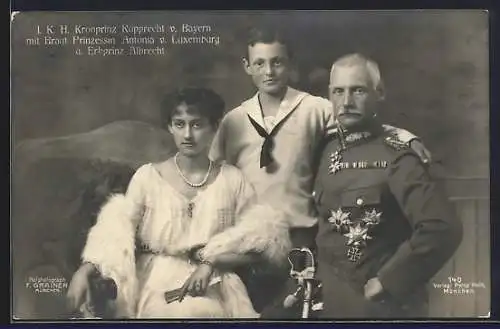 AK Kronprinz Rupprecht von Bayern in Uniform mit Prinzessin Antonia von Luxemburg u. Erbprinz Albrecht