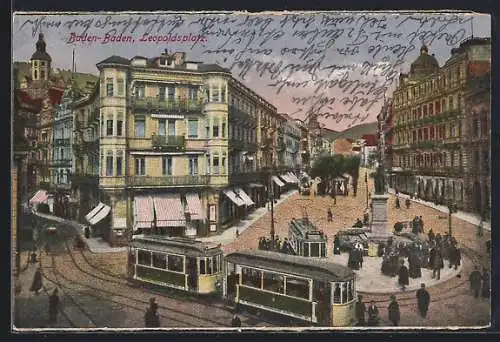 AK Baden-Baden, Leopoldsplatz mit Denkmal und Strassenbahn