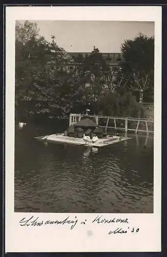 Foto-AK Konstanz, Blick auf den Schwanenteich, 1930