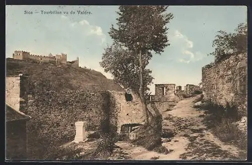 AK Sitten / Sion, Ruine Schloss Tourbillon vom Schloss Valère aus gesehen